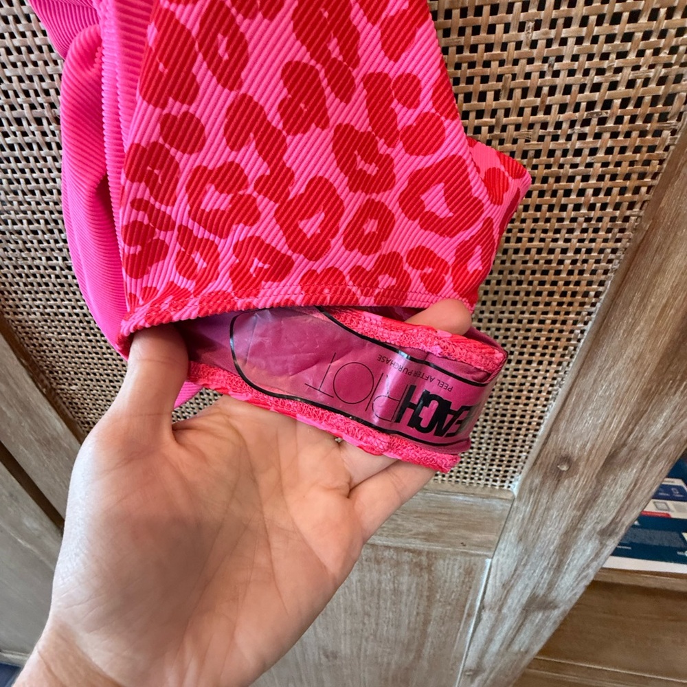 Beach Riot Rae One Piece - Red Leopard - Picture 9 of 9